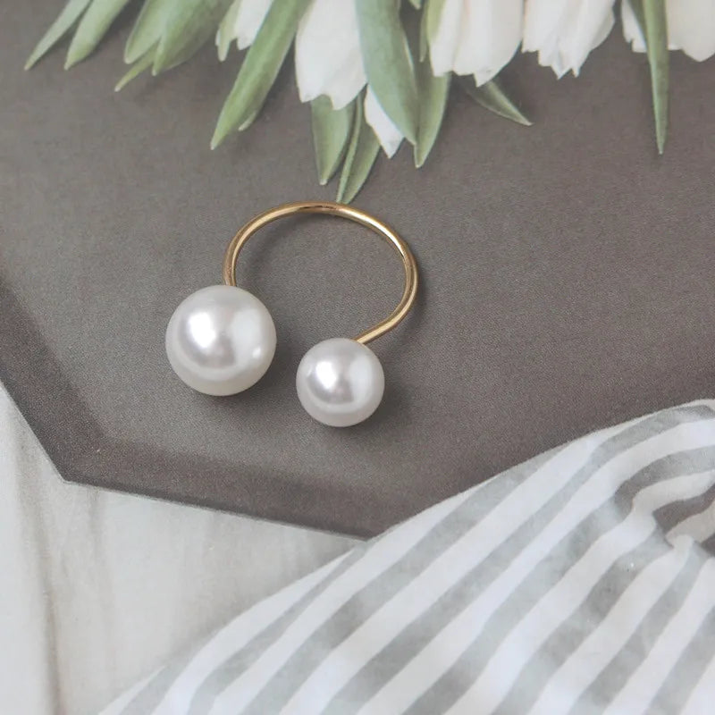 Anéis pérolas simuladas