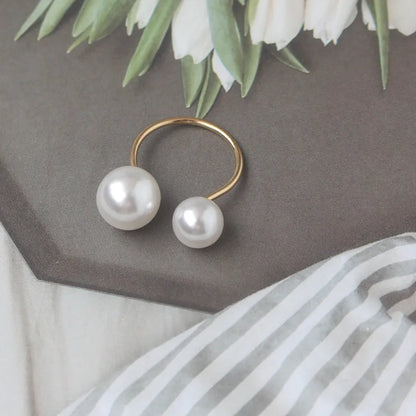 Anéis pérolas simuladas