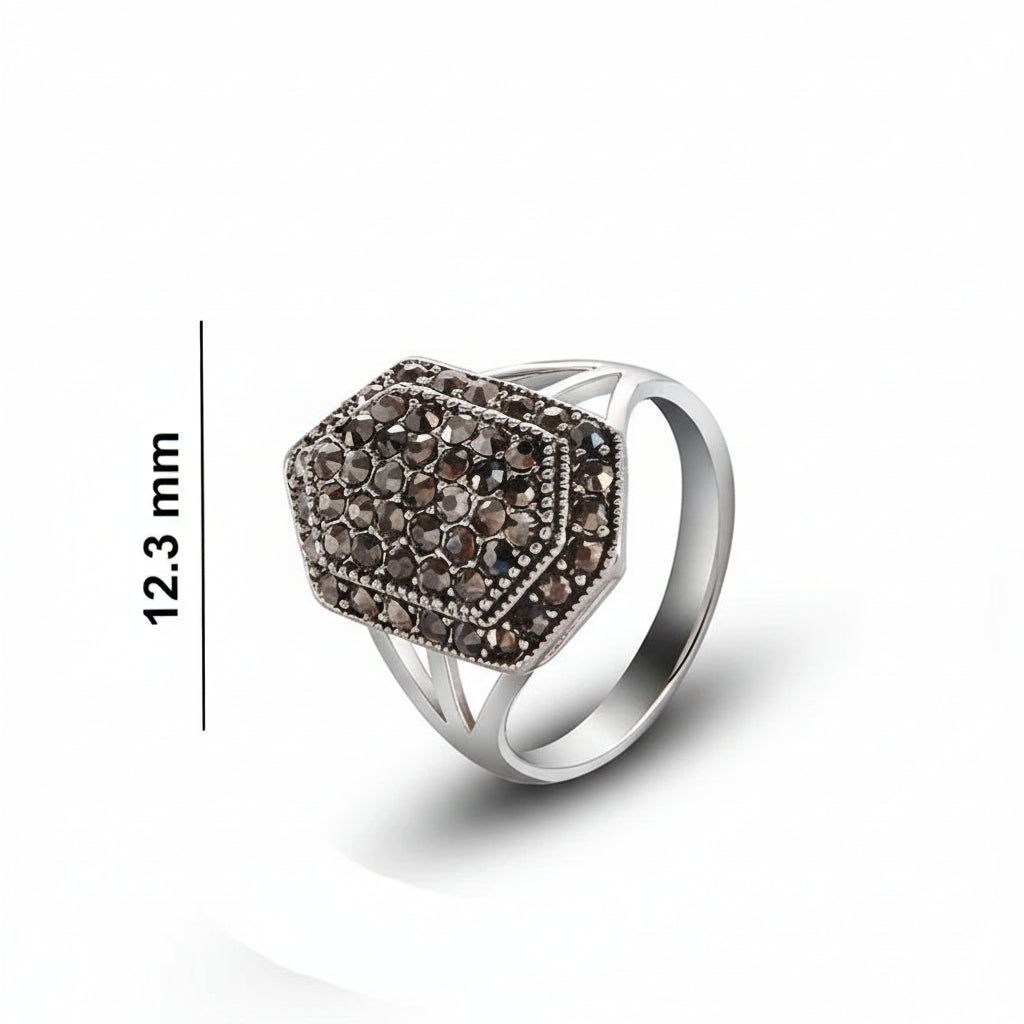 Anel vintage retro com escudo de zircónia