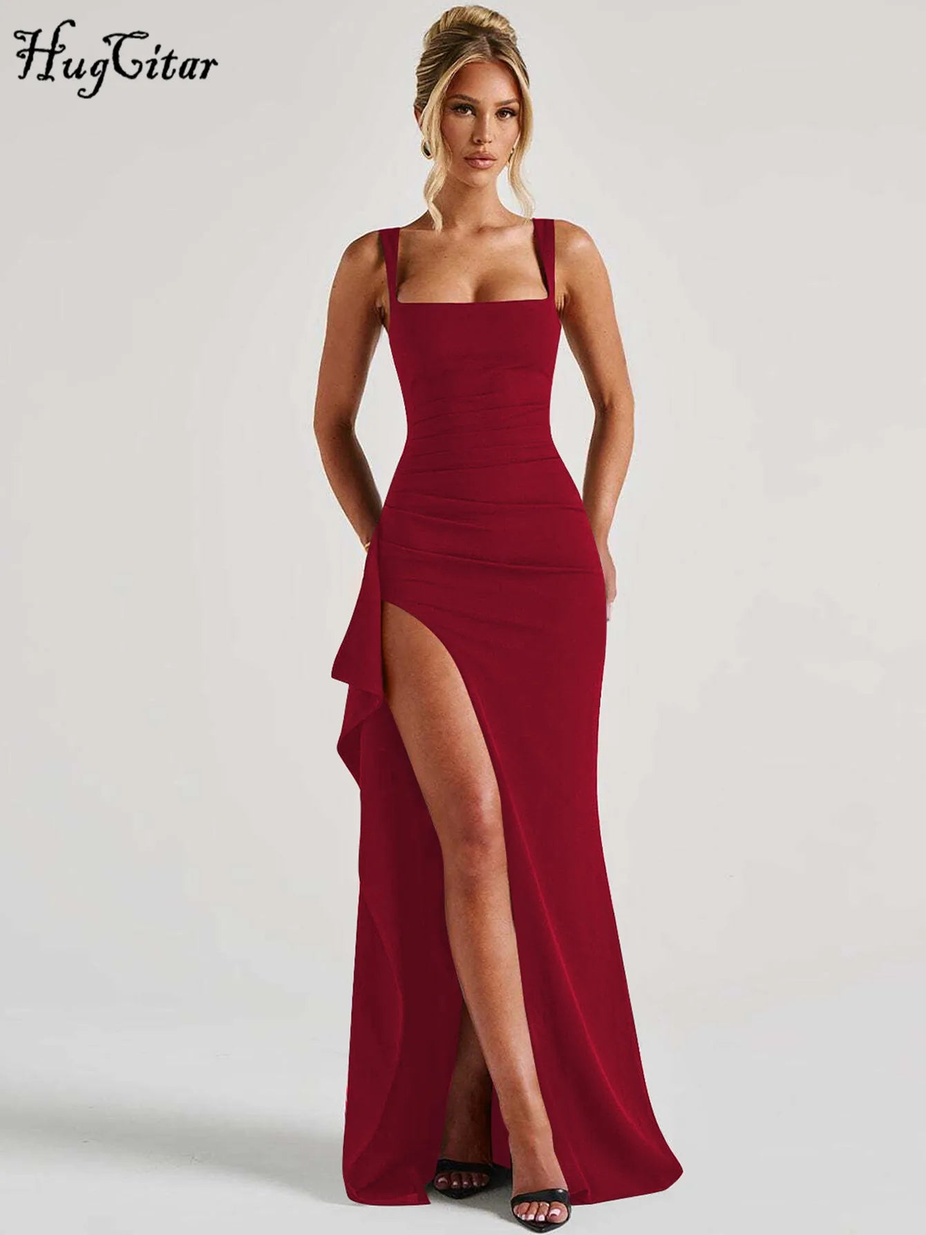 Vestido longo para mulher elegante e justo com alças finas