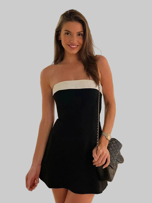 Vestido curto sem alças