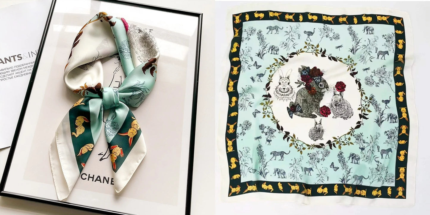 Lenço quadrado de seda com estampado floral de luxo