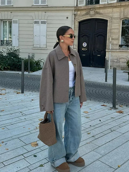 Casaco casual em lã lisa