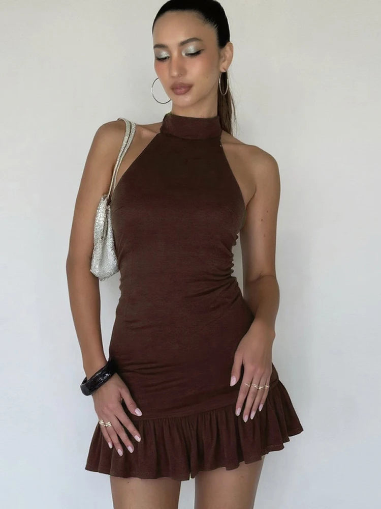 Vestido curto básico conciso