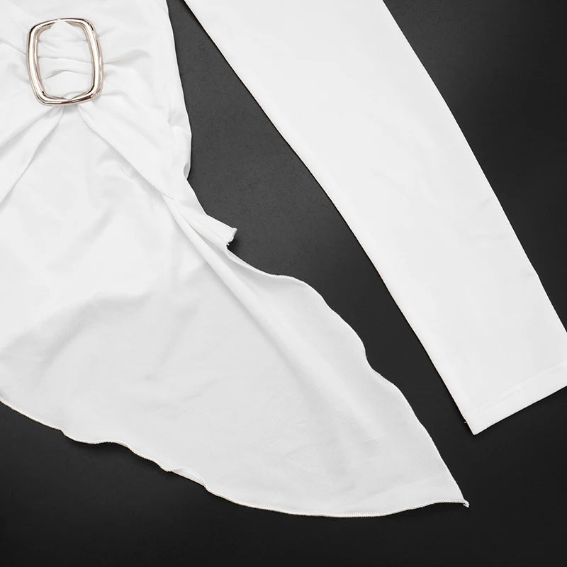 T-Shirt Lisa para Mulher com Decote em V Profundo