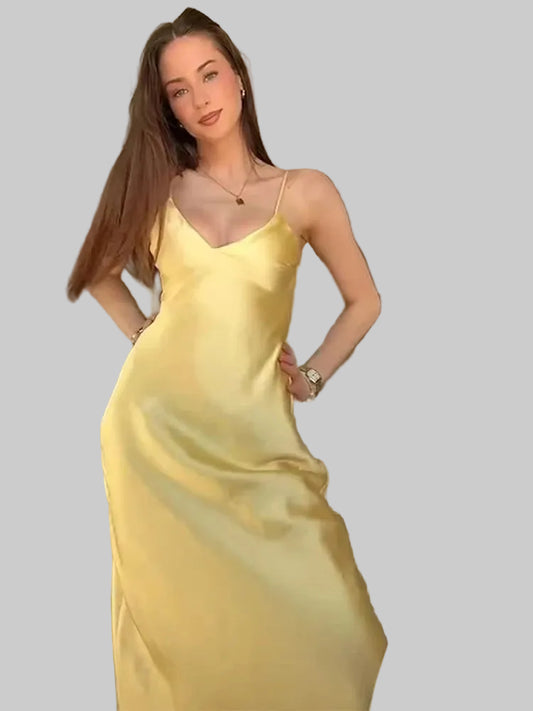 Vestido amarelo comprido com decote em V