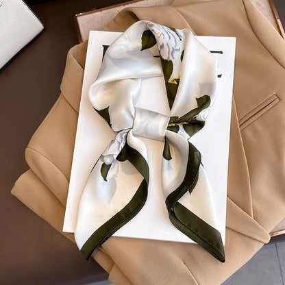 Lenço estampado em seda