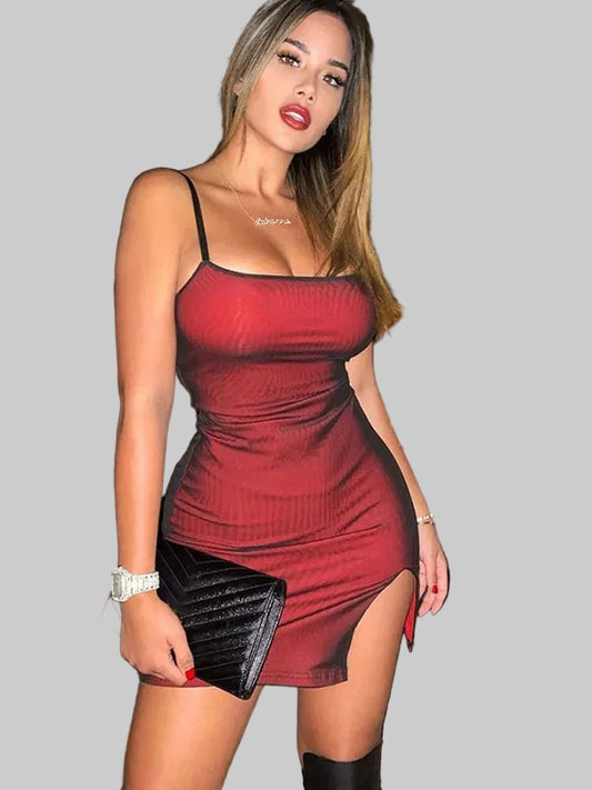 Vestido justo de camada dupla em tule