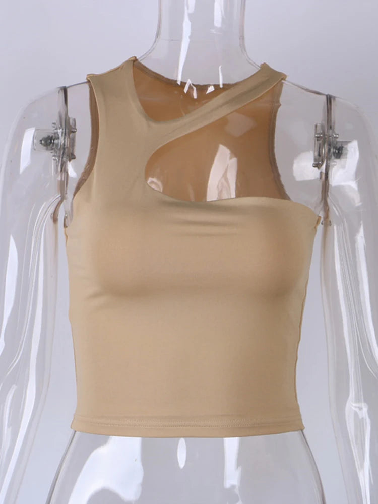 Top cropped desportivo com recortes