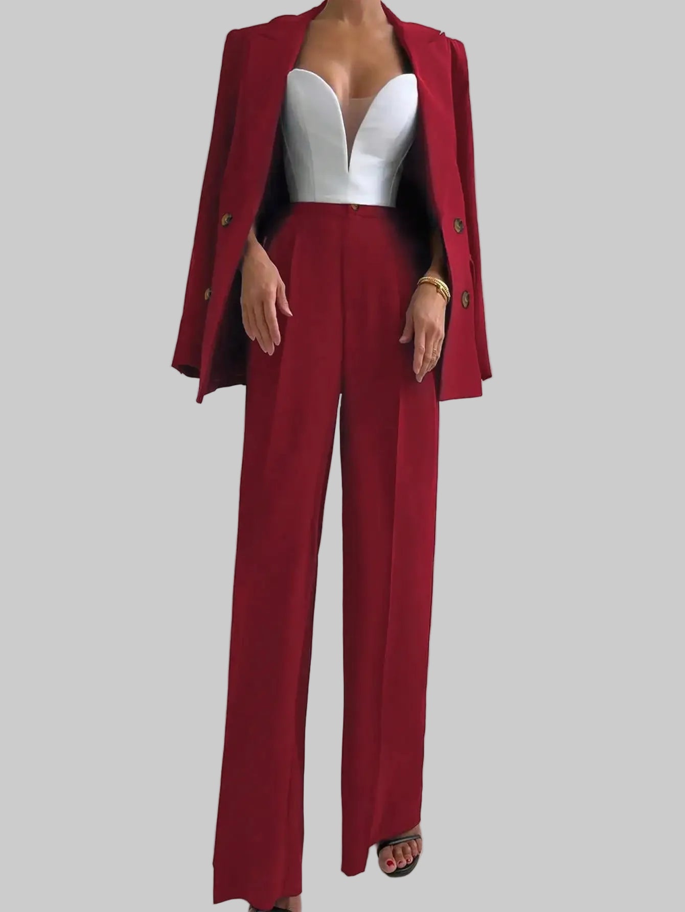 Conjunto elegante e casual de blazer e calças