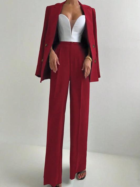 Conjunto elegante e casual de blazer e calças