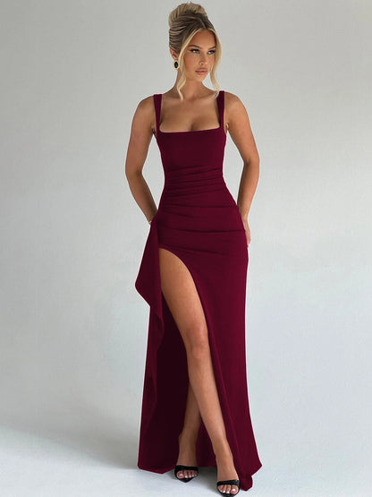 Vestido longo para mulher elegante e justo com alças finas