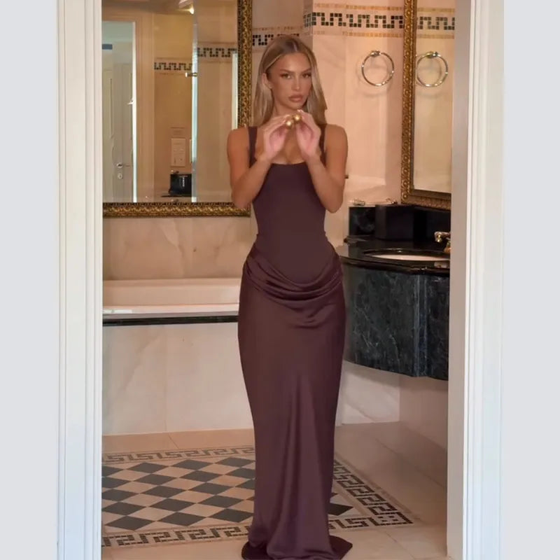 Vestido comprido sexy com lantejoulas