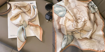 Lenço quadrado de seda com estampado floral de luxo