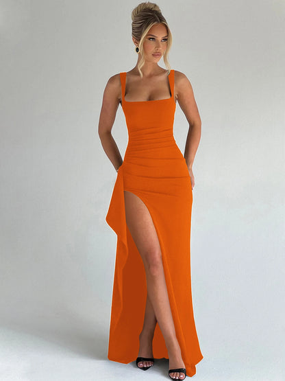 Vestido longo para mulher elegante e justo com alças finas