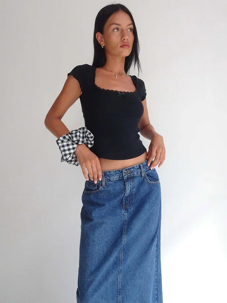 T-shirt vintage com detalhes em renda