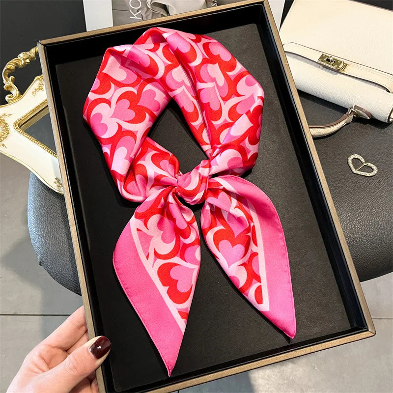 Lenço estampado em seda