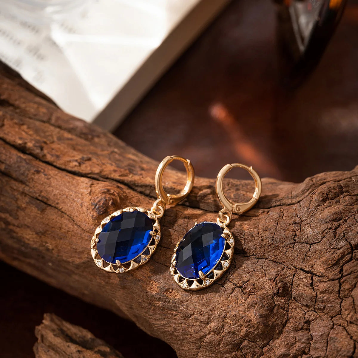 Conjunto de joias com zircónias azuis