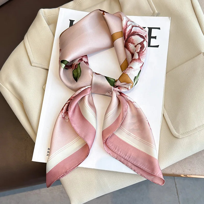 Lenço estampado em seda