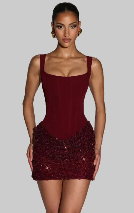 Vestido curto sexy com alças e patchwork de lantejoulas