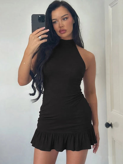 Vestido curto básico conciso