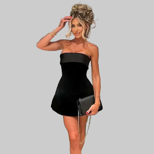 Vestido sexy de senhora em veludo