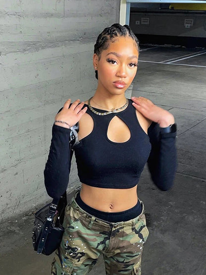 Top cropped de manga comprida