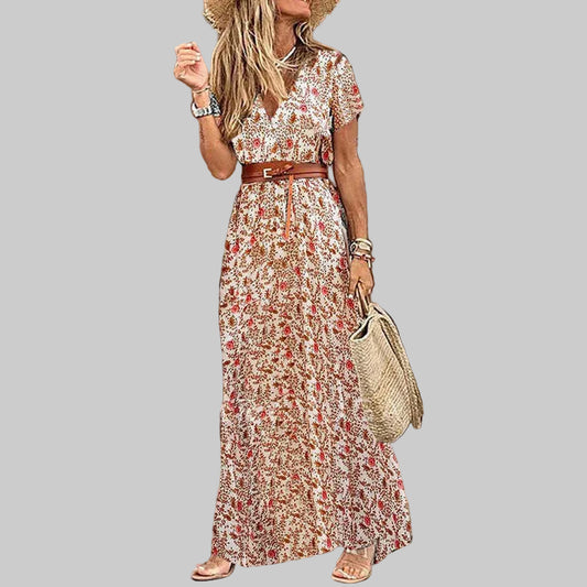 Elegante vestido com pregas florais